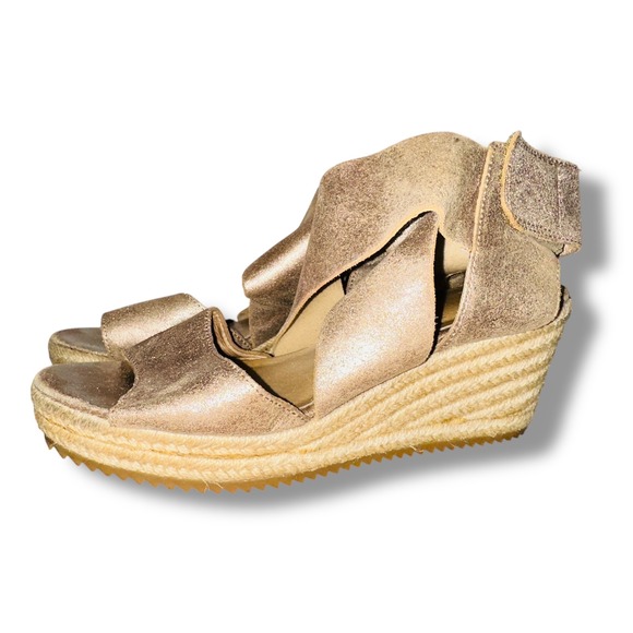 Eileen Fisher Shoes - Eileen Fisher Women's Willow Espadrille Wedge Sandal Size 8.5 Gold metallic